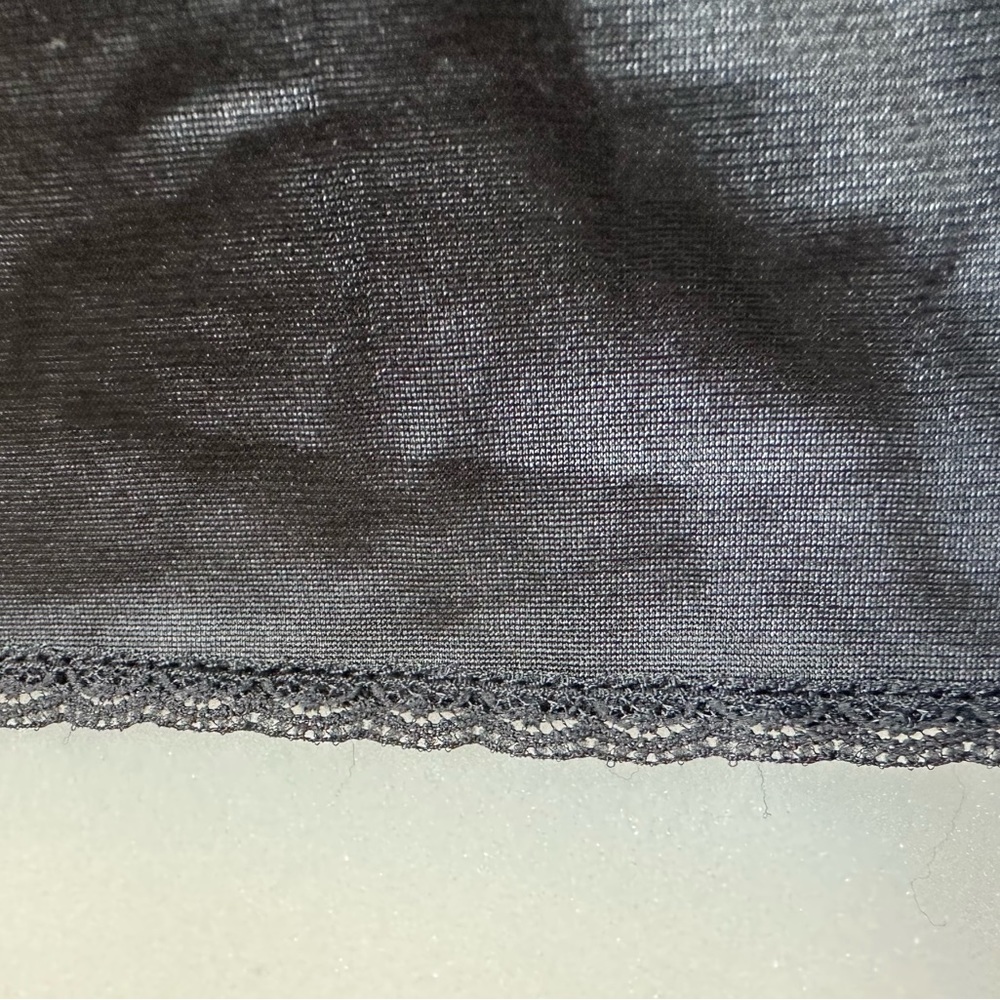 VINTAGE Slip - Picture 4 of 5